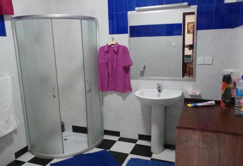 اتاق عادی, Rico Shadow Guest House