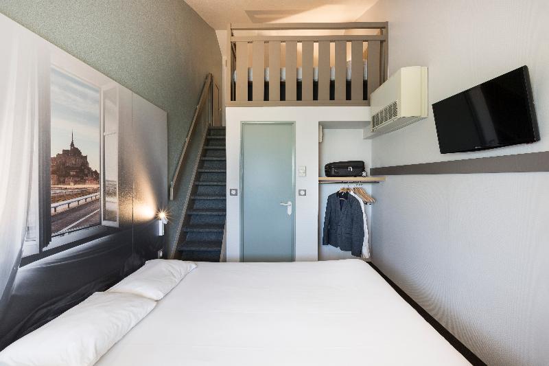 Четырехместный Номер Стандарт, B&b Hotel Avranches Baie Du Mont St Michel