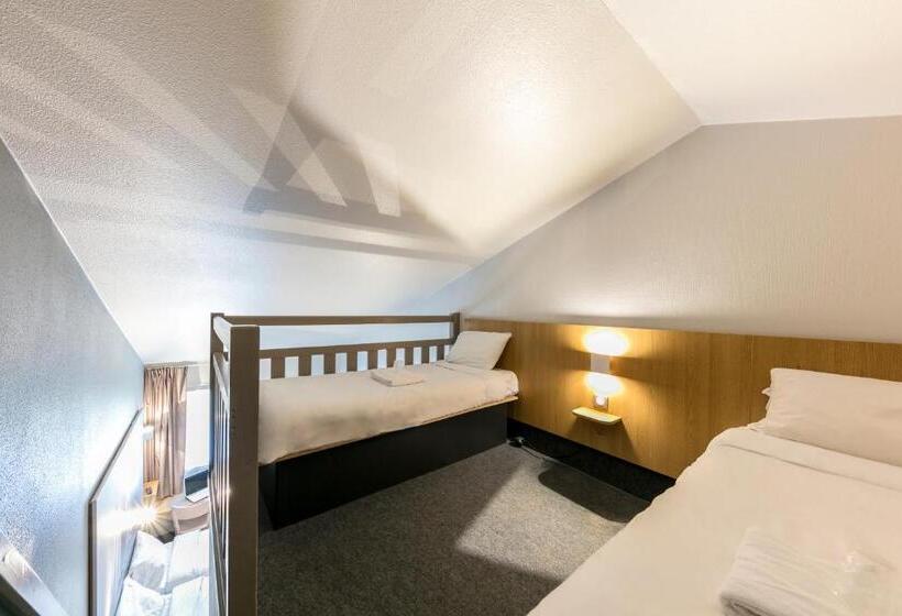 Четырехместный Номер Классик, B&b Hotel Avranches Baie Du Mont St Michel