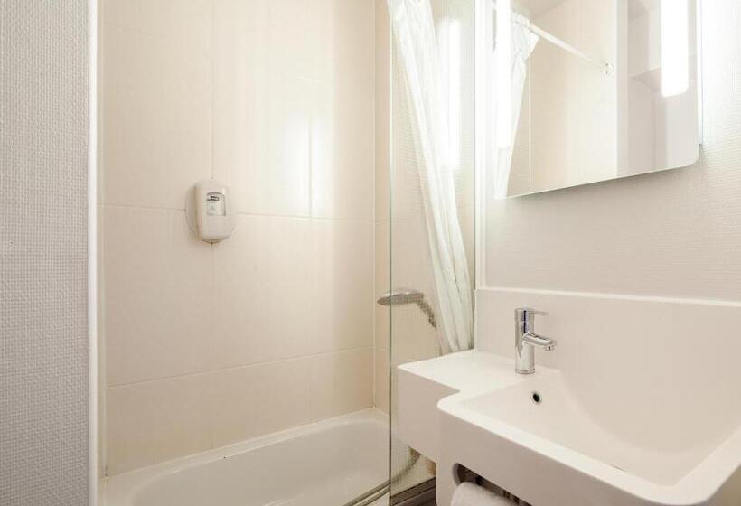 Cameră Cvadruplă Standard, B&b Hotel Creil Chantilly