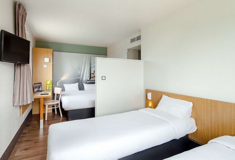 Cameră Cvadruplă Standard, B&b Hotel Creil Chantilly
