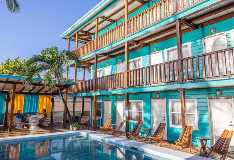 اتاق استاندارد با چشم‌انداز, Ocean Tide Beach Resort