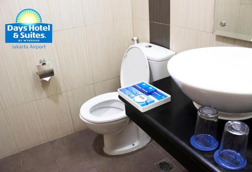 سوئیت رویال, Days Hotel & Suites By Wyndham Jakarta Airport