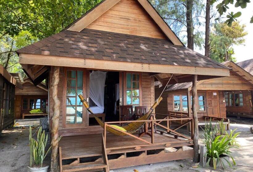 스탠다드 방갈로, Lipe Beach Resort
