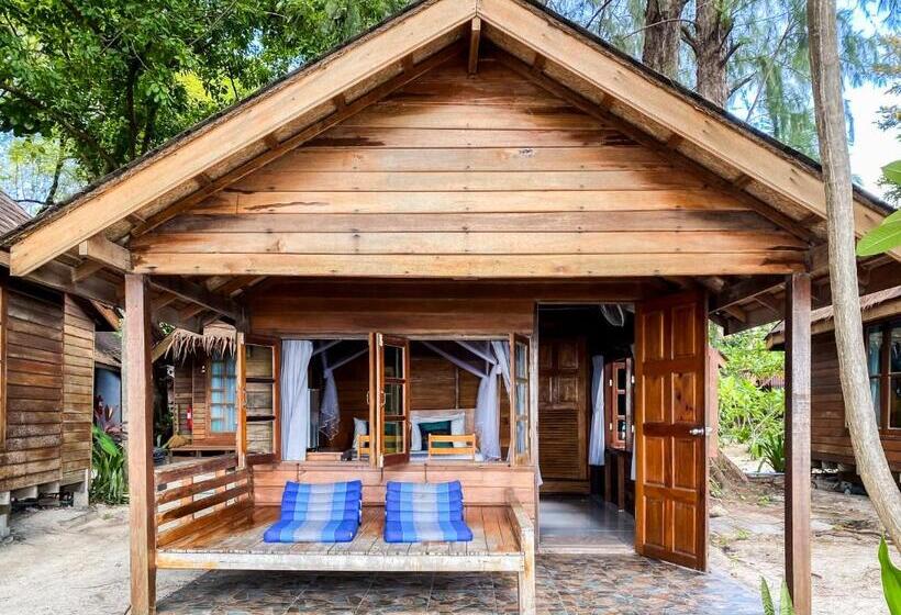 디럭스 방갈로, Lipe Beach Resort