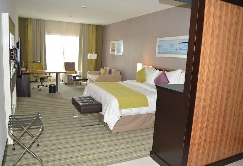 سوییت با چشم‌انداز دریا, Radisson Blu Resort Jizan