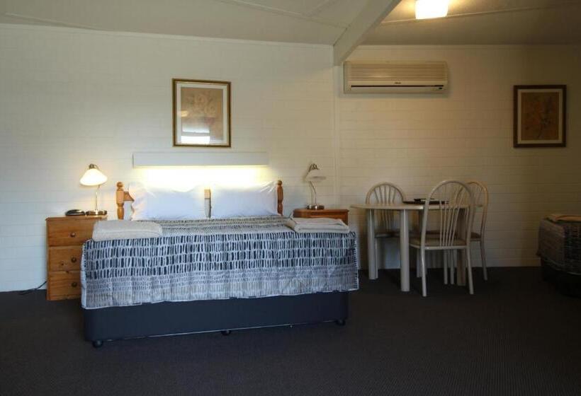 패밀리 룸, Cobram Colonial Motor Inn