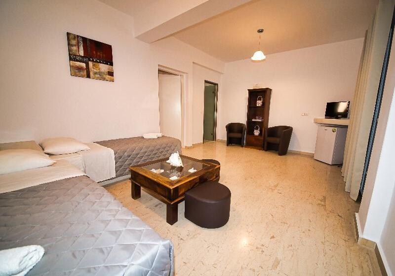 דירת חדר סופריור, Villa Angira