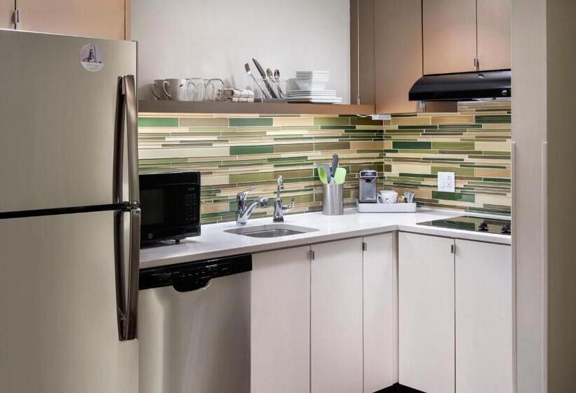 스위트 킹사이즈 침대, Element Boston Seaport District