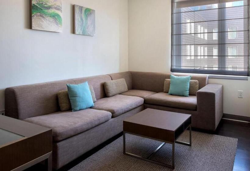 이그제큐티브 스위트 킹침대, Element Boston Seaport District