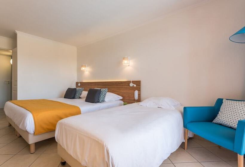 Triple Room Sea View, Hôtel De L Esterel Pierre & Vacances