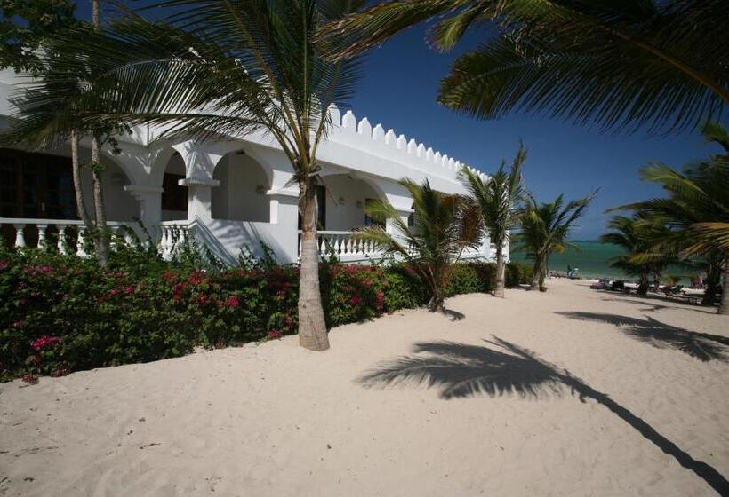 اتاق لوکس با چشم‌انداز دریا, Jacaranda Beach Resort
