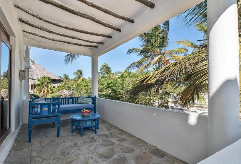 اتاق لوکس با چشم‌انداز دریا, Jacaranda Beach Resort