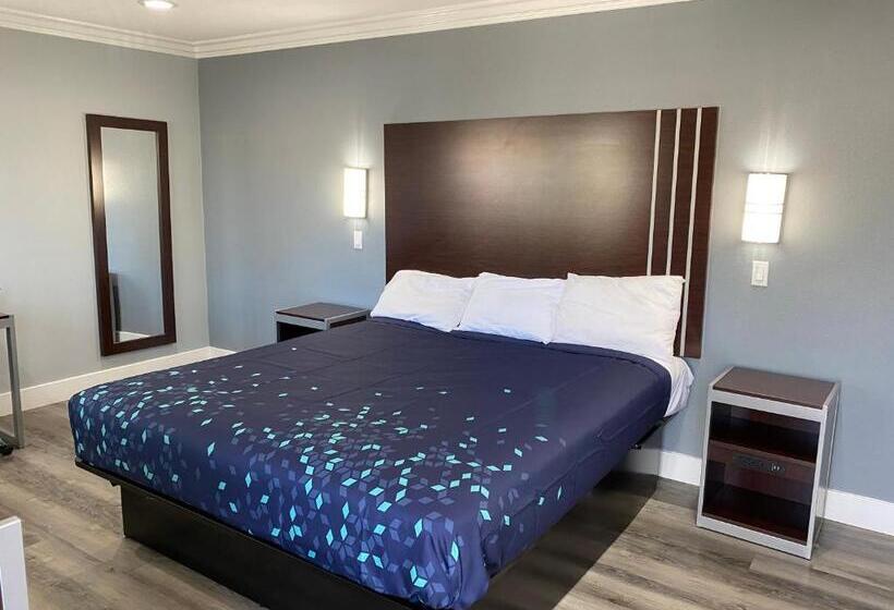 Стандартный Номер Кровать Кинг, Regency Motel