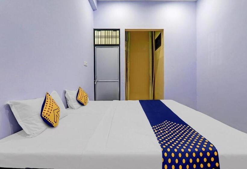 Трехместный Номер Классика, Spot On Hotel Atithi Residency