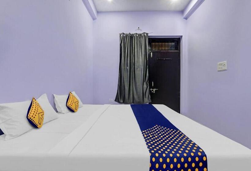 Трехместный Номер Классика, Spot On Hotel Atithi Residency