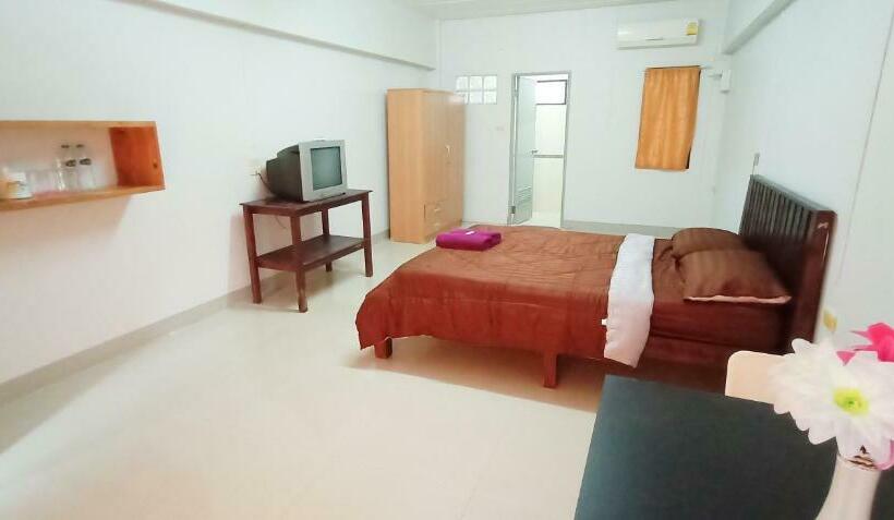 Студия Стандарт, Banyan Resort Bangsaen