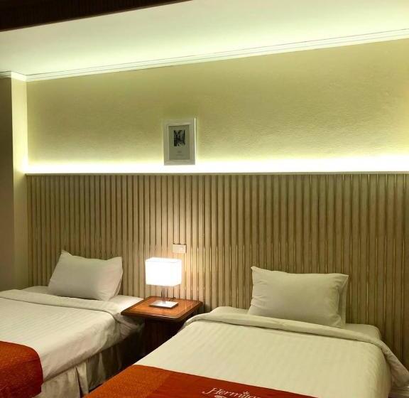 اتاق لوکس, Hermitage Hotel Korat Sha
