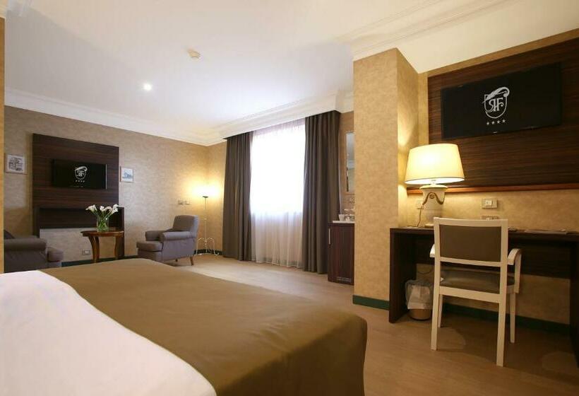 Люкс Повышенной Комфортности, Relais La Fattoria