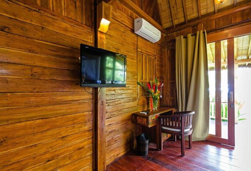 Бунгало Стандарт, Bali Natha Beach Front