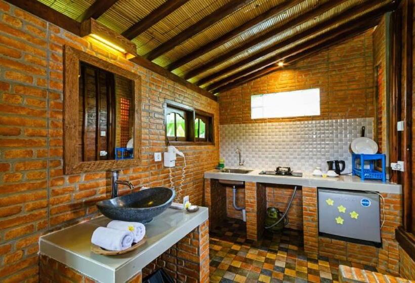 Бунгало Deluxe, Bali Natha Beach Front