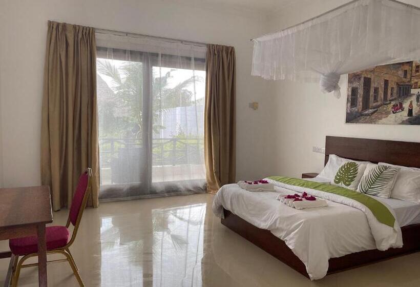 חדר סטנדרט עם מרפסת, Minah Bungalows