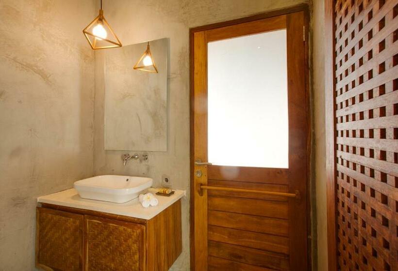 Бунгало Deluxe, Zin Berawa Villas & Bungalows