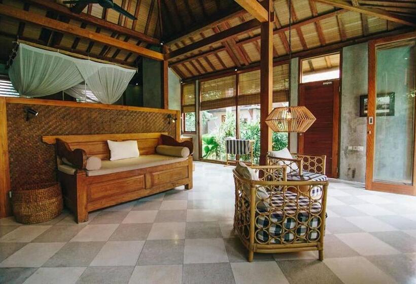 Бунгало Deluxe, Zin Berawa Villas & Bungalows