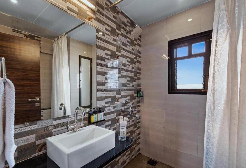 اتاق پریمیوم با بالکن, Mayur Retreat & Spa