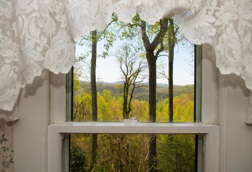 Номер Deluxe Кровать Кинг, Orchard Inn