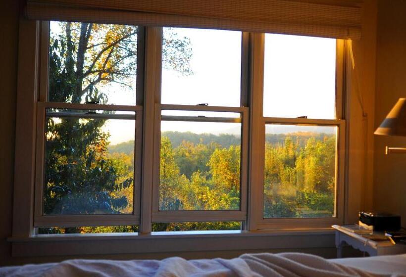 Номер Стандарт, Orchard Inn