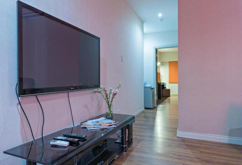 이그제큐티브 스위트 킹침대, Court Meridian Hotel & Suites