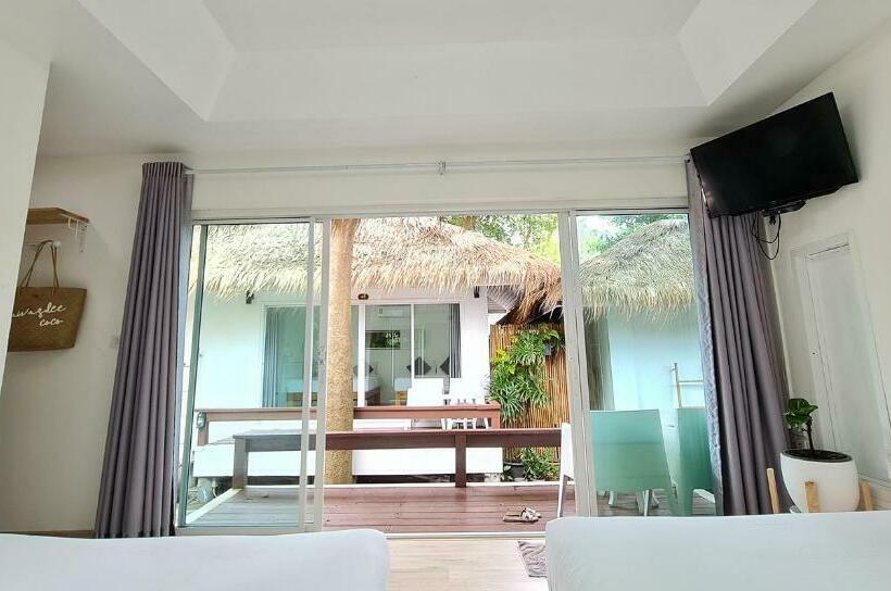 Семейный Номер, Sawasdee Coco Resort