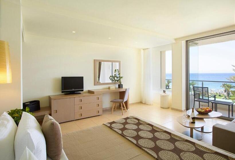 Номер Deluxe Вид на Море, The Ixian Grand & All Suites  Adults Only