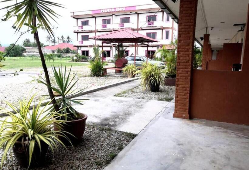 اتاق استاندارد, Huda Inn