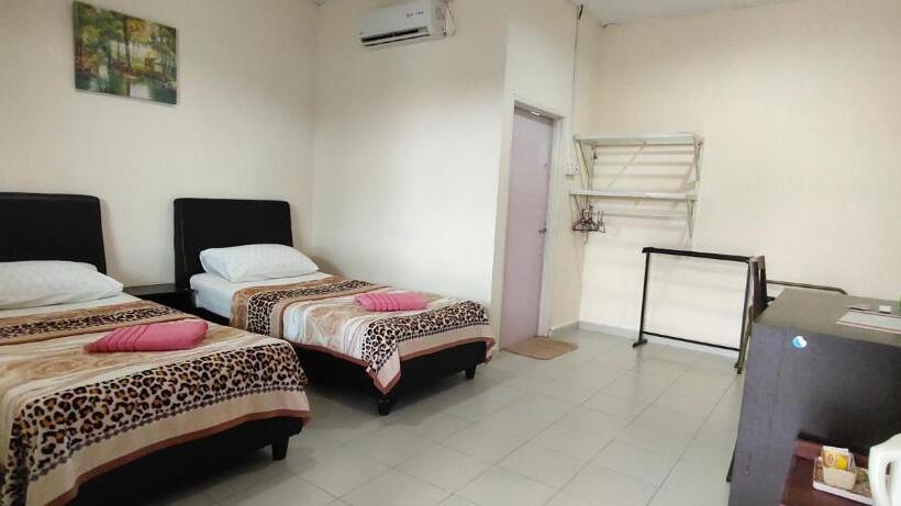 اتاق استاندارد, Huda Inn
