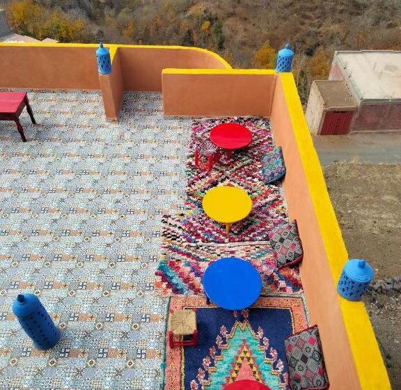 带阳台的三人标准间, Riad Imnane Lodge