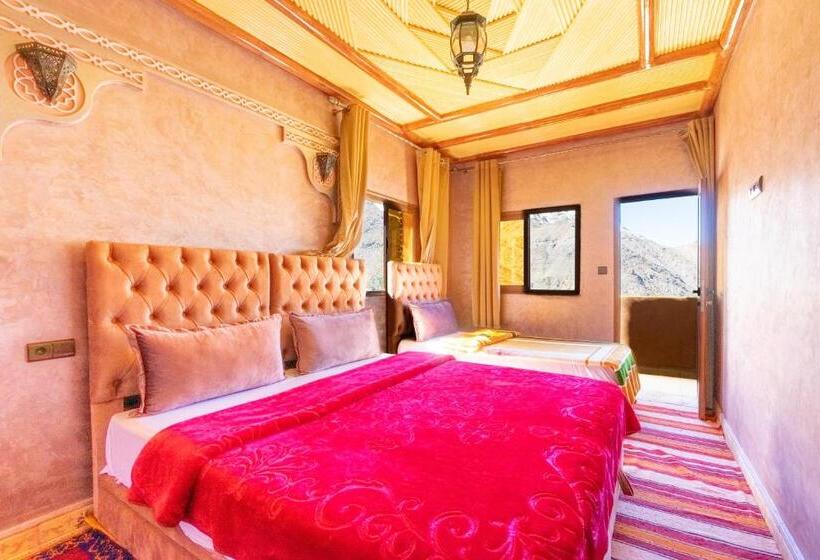 带阳台的三人标准间, Riad Imnane Lodge
