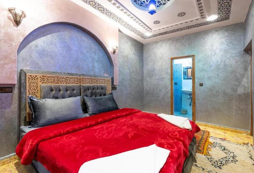 带阳台的豪华间, Riad Imnane Lodge