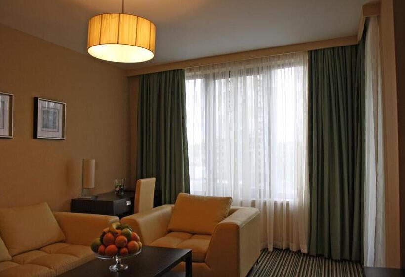 Студио Стандарт с Балконом, Best Western Plus Olives City Hotel   Free Parking