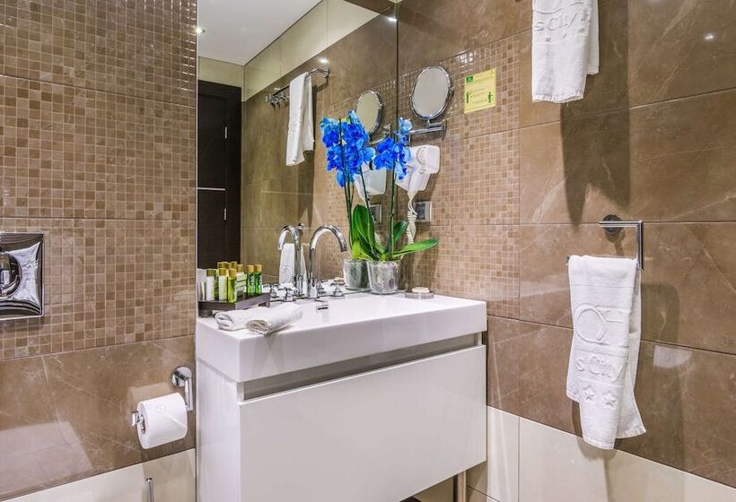 Номер Стандарт с Балконом, Best Western Plus Olives City Hotel   Free Parking