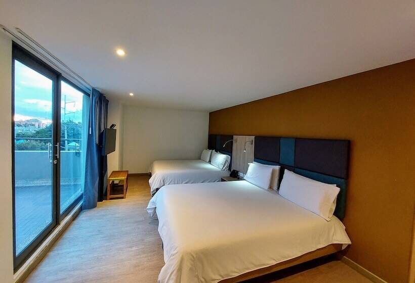 Люкс, Viaggio Teleport City Suites