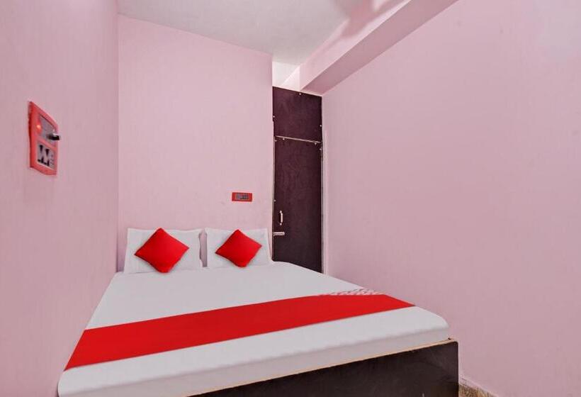 اتاق کلاسیک سه تخته, Flagship Red Rose Hotel & Banquet