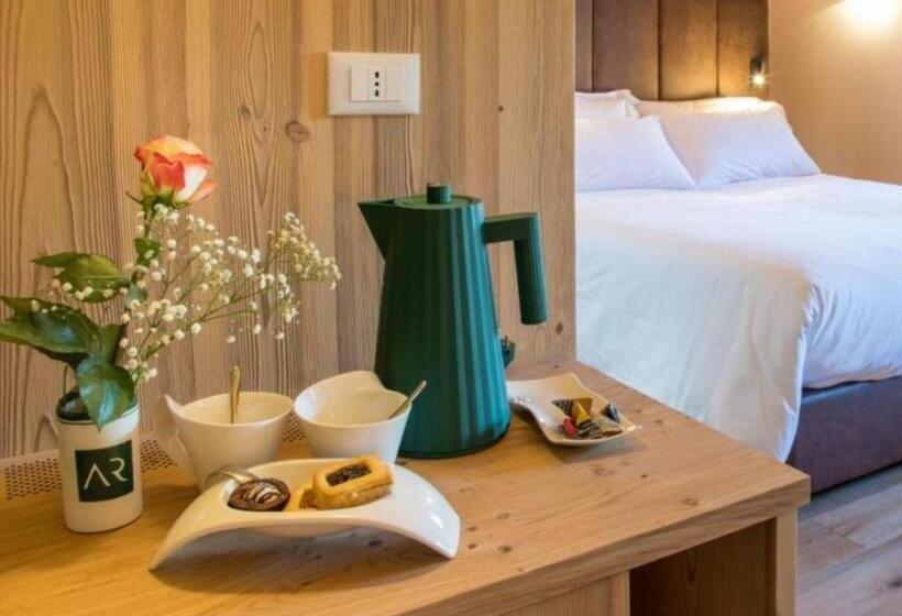 Президентский Люкс, Aura Relais