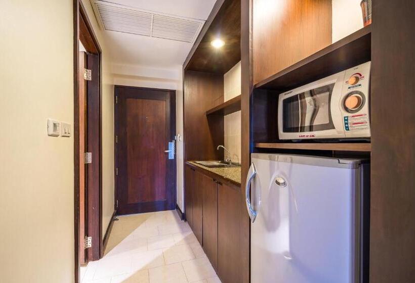 Monolocale Standard con Terrazza, Baan Suwantawe