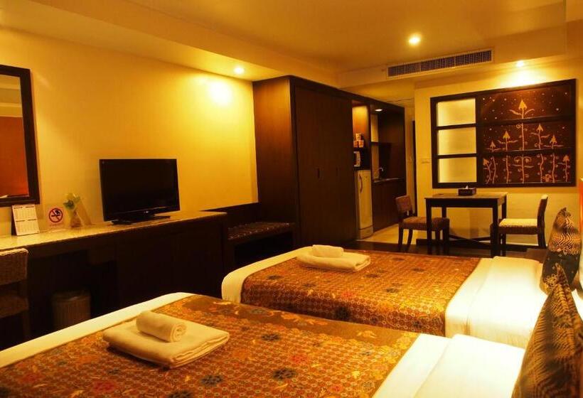 Monolocale Standard con Terrazza, Baan Suwantawe