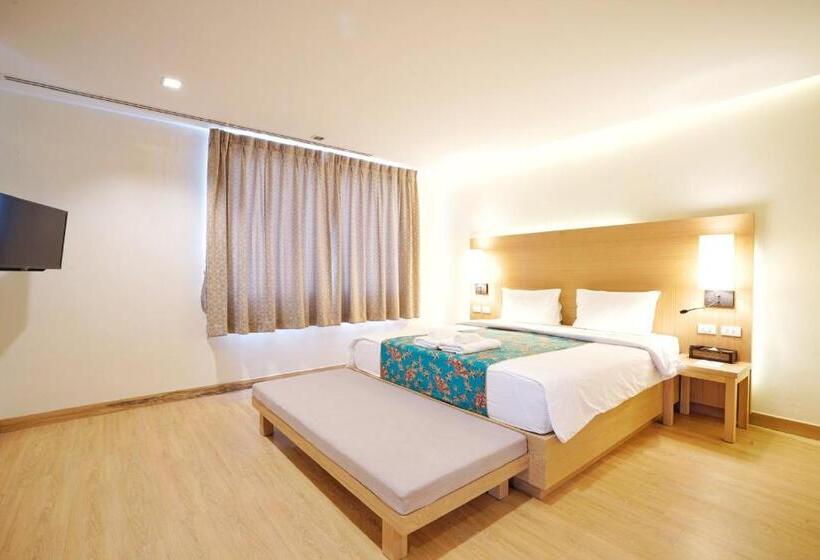 Camera Deluxe con Balcone, Baan Suwantawe