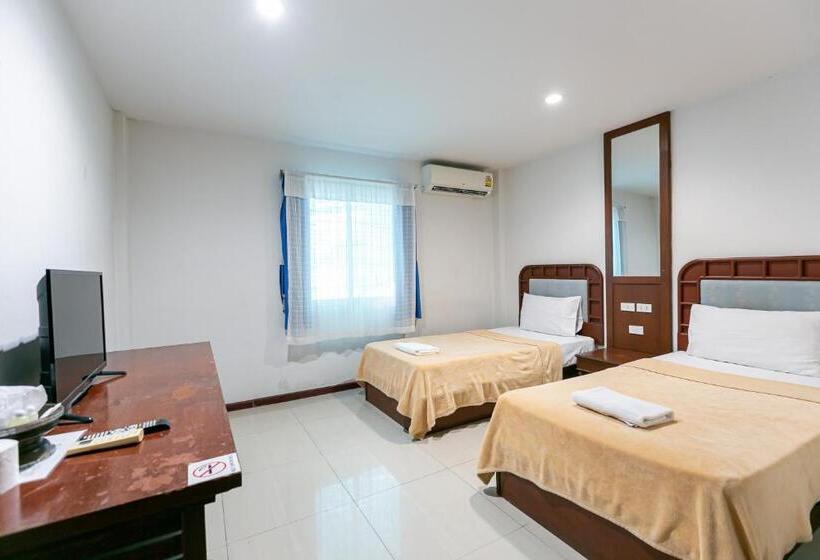 스탠다드 룸, Deeden Pattaya Resort