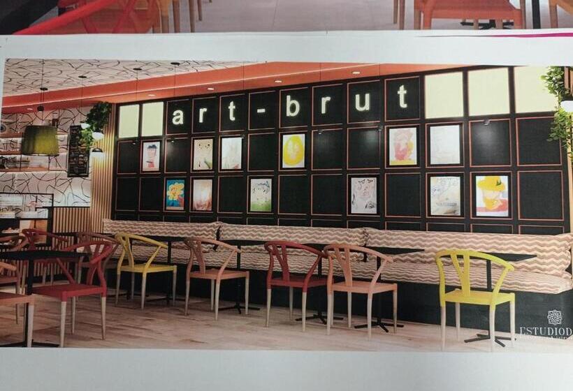 Номер Deluxe, Residencial Art Brut
