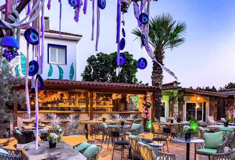 Chambre Familiale Vue Jardin, Etiz Hotels Alaçatı